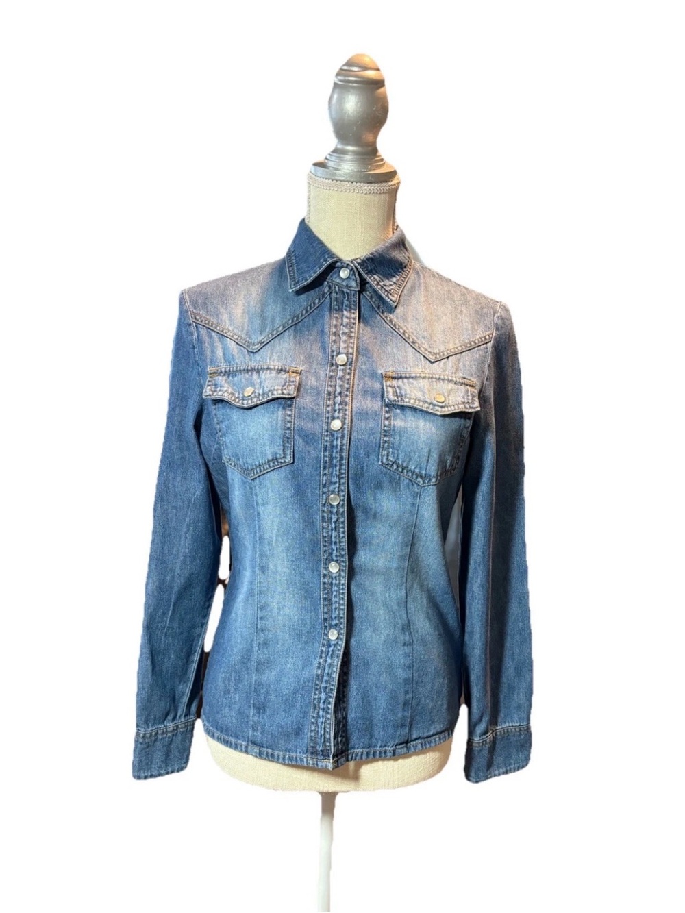 Rampage Blue Denim Western Button-Down Shirt Pearl Snap Closure Rodeo Style Sz M
